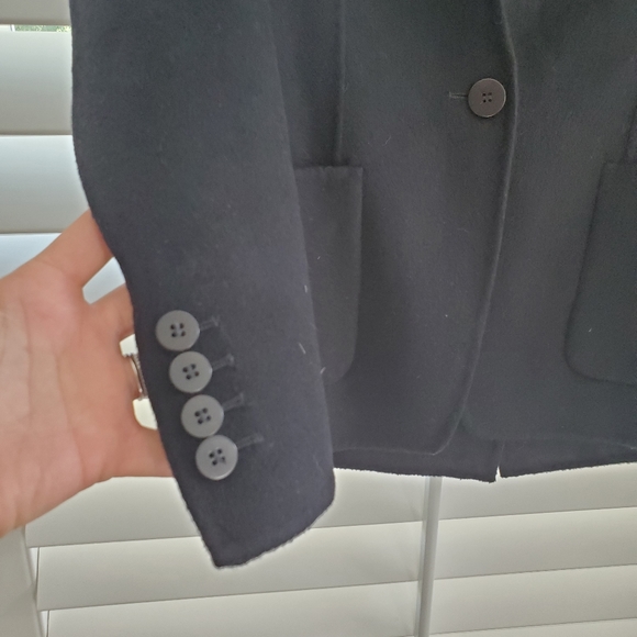 Talbots wool blazer, size 8P - Picture 4 of 4